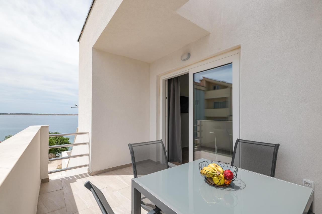 Beachfront Apartments Tic With Seaview Miletici Zewnętrze zdjęcie