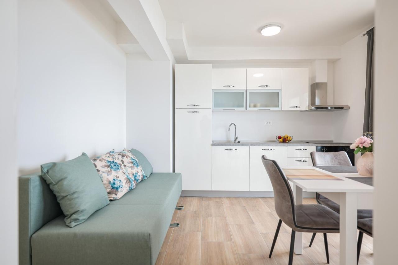 Beachfront Apartments Tic With Seaview Miletici Zewnętrze zdjęcie