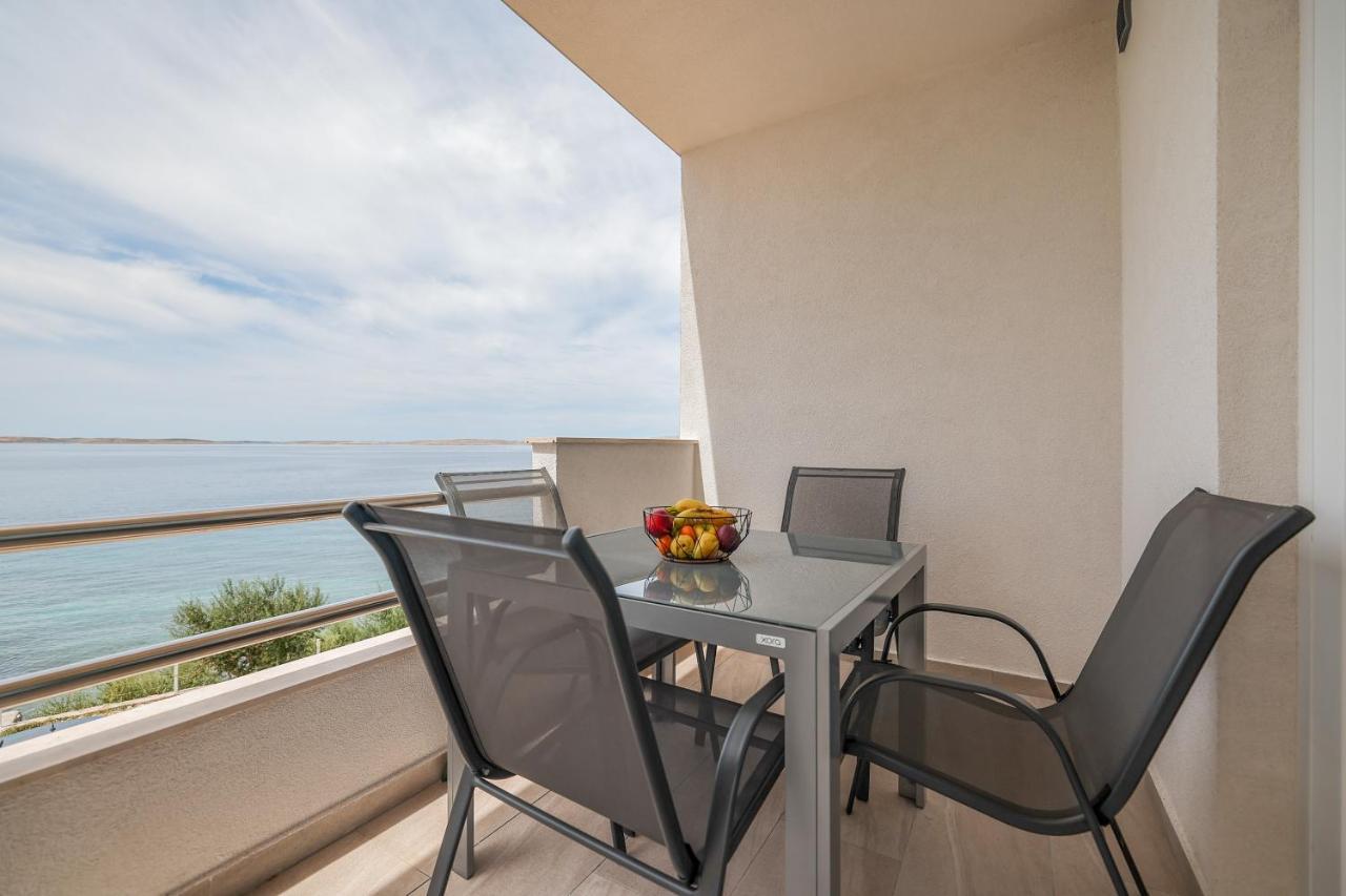 Beachfront Apartments Tic With Seaview Miletici Zewnętrze zdjęcie