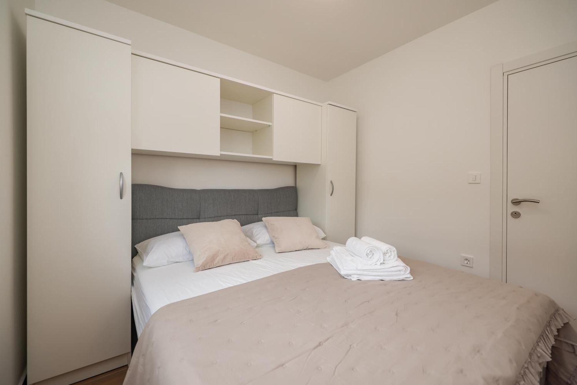 Beachfront Apartments Tic With Seaview Miletici Zewnętrze zdjęcie